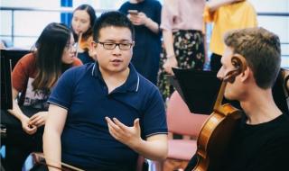 交响乐团的乐器是谁的 上海城市交响乐团